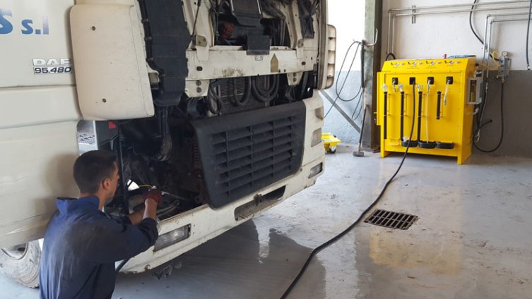 Image of AutoDrain Truck and Heavy Equipment Depollution  | Equipment to depollute End of Life Trucks and Plant